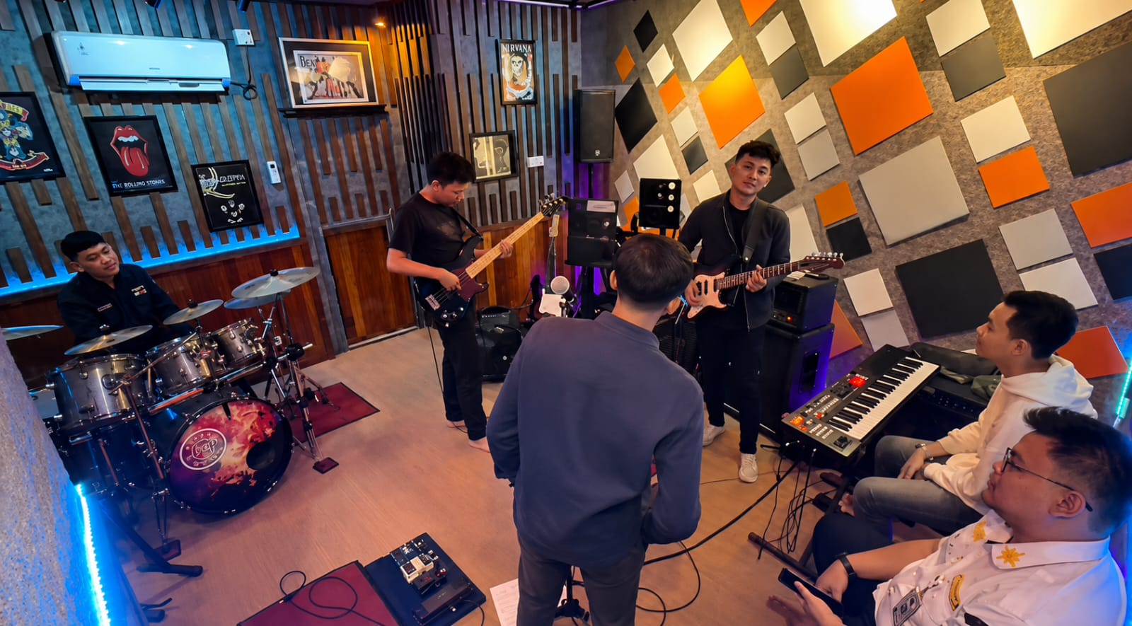 Studio Musik 107 - Foto 2